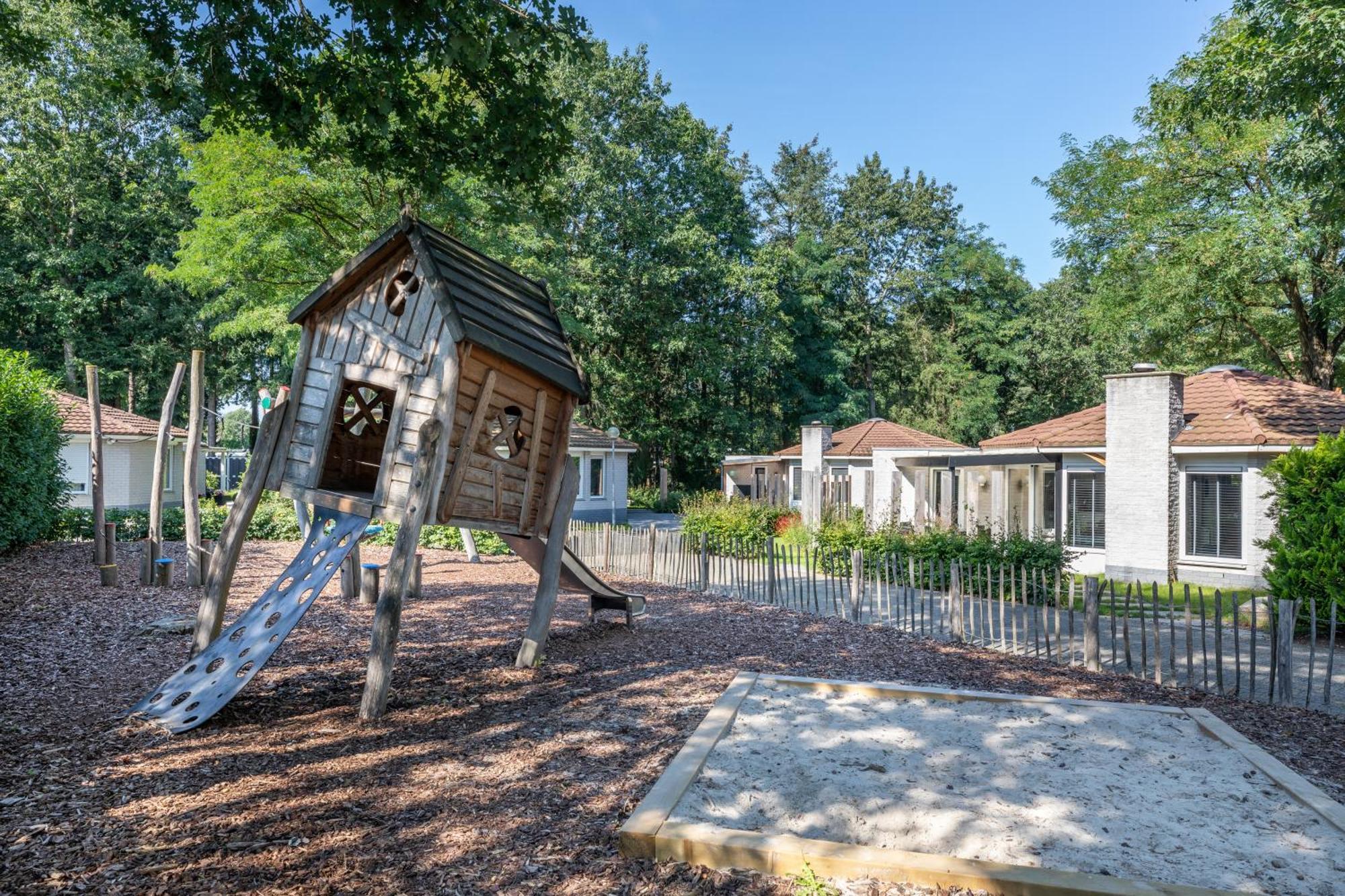 Bungalowpark Het Verscholen Dorp Harderwijk Exterior photo